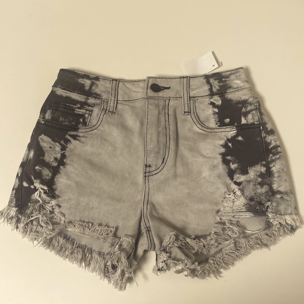 Letter to Juliette L.T.J tie dye Jean Shorts